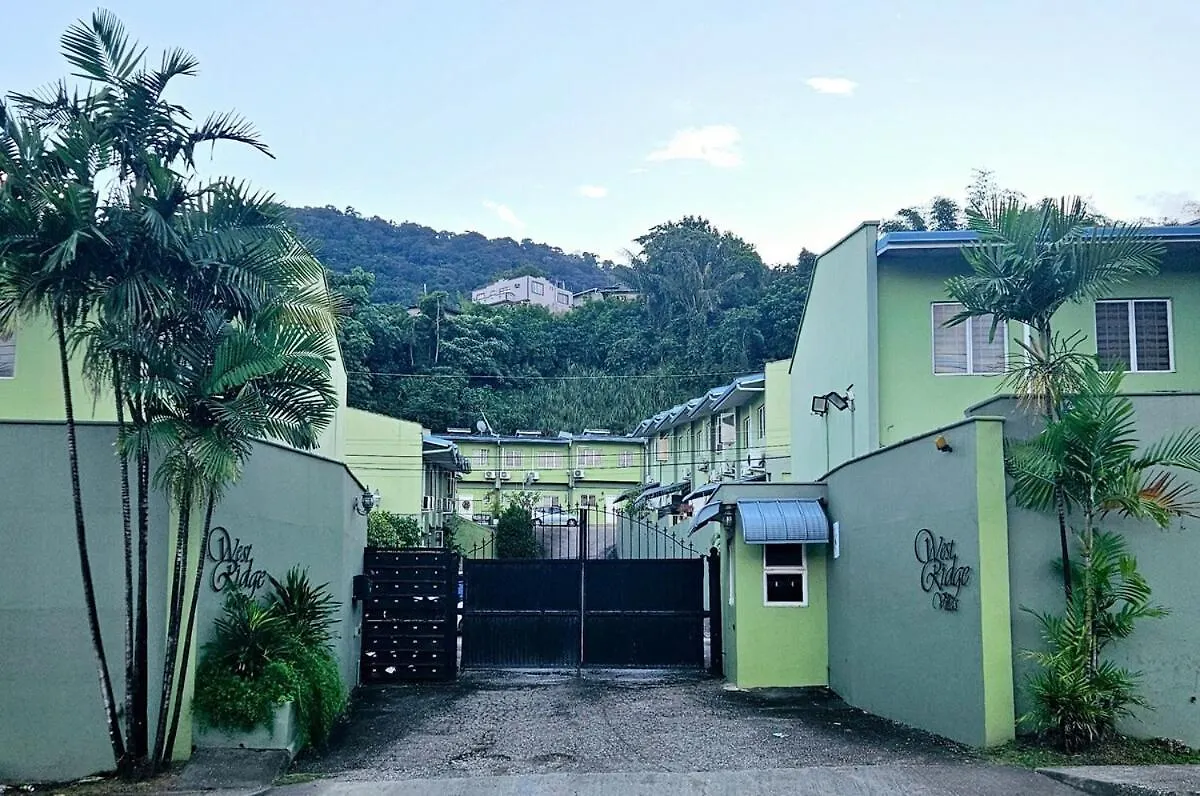 3 Bedroom Townhouse Diego Martin Lejlighed